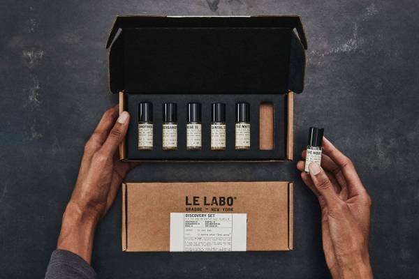 ル ラボ22年クリスマスコフレ、“抹茶”イメージの新作入りミニ香水セット&キャンドルコフレ