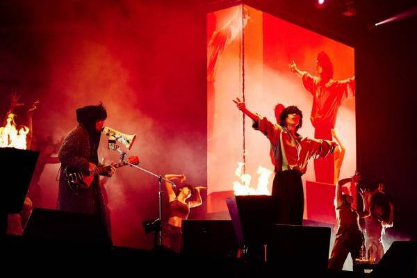 米津玄師の全国ライブツアー2023「TOUR/空想」横浜・埼玉・大阪など11カ所24公演