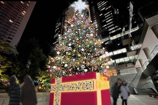 大阪・梅田スカイビルのイルミネーション、もみの木を使ったクリスマスツリー＆幻想的な光が灯る森