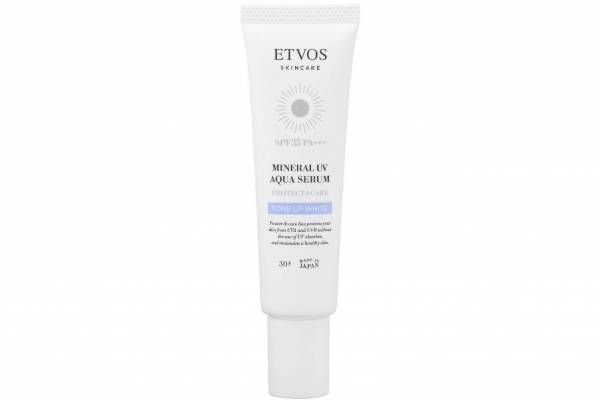 エトヴォスの23年春ベースメイク“うるおい続く”日中美容液、UVケア&化粧下地をひとつに