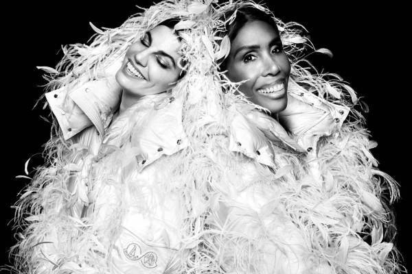 モンクレールのダウンジャケットをジャンバティスタ・ヴァリが再解釈、全面にフェザー刺繍