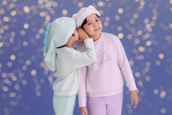 ユニクロ「すみっコぐらし」キッズルームウェア、パジャマセット＆初のタオルキャップも