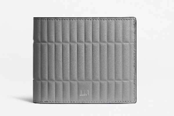 ダンヒルの22年クリスマス“ライター着想”のメンズジュエリーや財布、阪急うめだ本店で限定ストアも