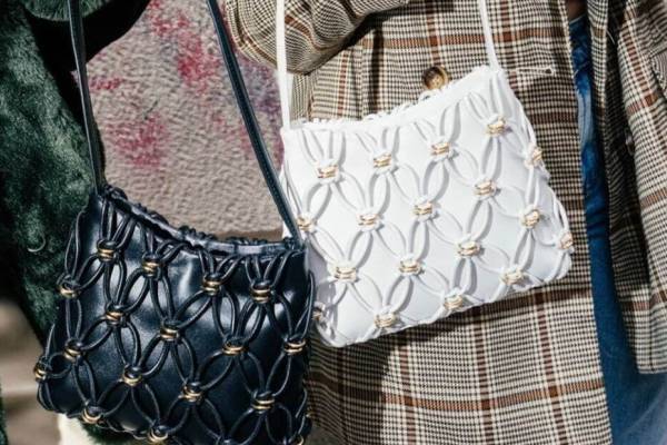 “マクラメ編み”バッグの「ピパチャラ」リングが輝く新作、阪急うめだ本店の限定ストアで