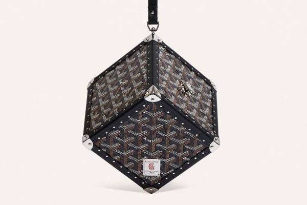 ゴヤール新作「デ・トランクバッグ」“サイコロ”着想の立方体トランクバッグ