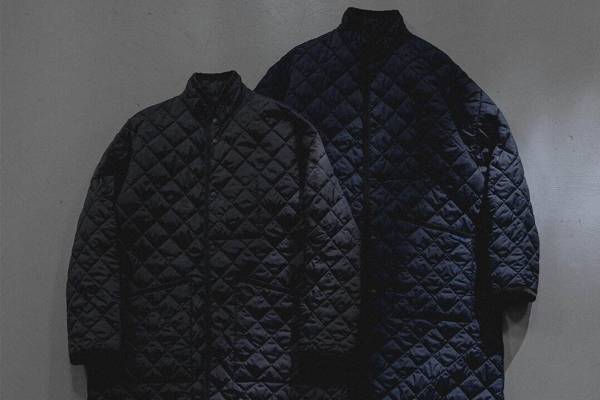 ラベンハムのビームス ライツ別注キルティングコート、上品グレー＆オリーブパイピングのブラック