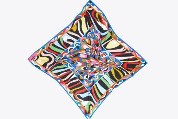 プッチ“まるで万華鏡”カラフルスカーフ＆魚モチーフのピアス、大阪に期間限定ストアも