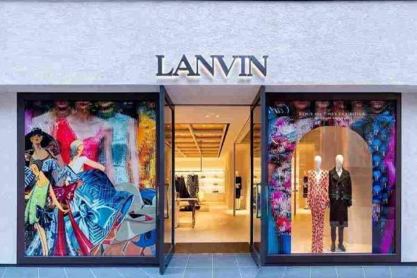 旗艦店「ランバン 銀座」オープン、“鳥”モチーフの天井画などパリ＆日本を融合した空間