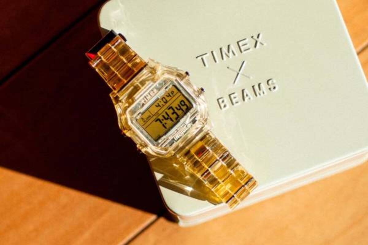 タイメックス×ビームス ボーイの腕時計、ヴィンテージ風クリアイエロー