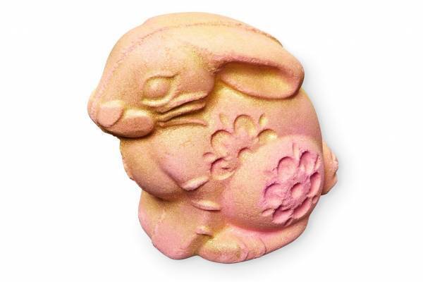 ラッシュ23年干支“うさぎ”型バスボム発売、ネロリ・ベルガモットの香り＆華やかな煌めきも