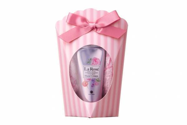 ハウス オブ ローゼ23年春コスメ、“朝霧ローズの香り”ハンドクリーム＆タオルの限定セット