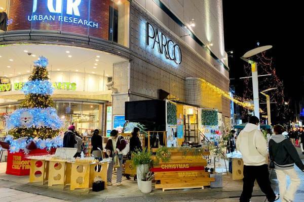 「クリスマスマーケット」広島パルコで、ホットワインや雑貨が集結