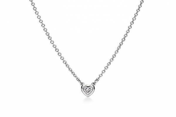 ティファニー新作ジュエリー、“ハート”型ダイヤモンドが輝くネックレスやピアスを日本限定で