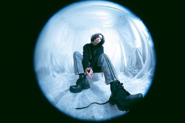 キタニタツヤ“対バン”ライブツアーが東京や大阪で、アジカンやindigo la End参加