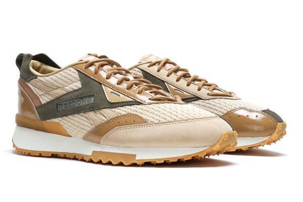 リーボック×エンジニアド ガーメンツのスニーカー「LX2200」“異素材ミックス”アッパー