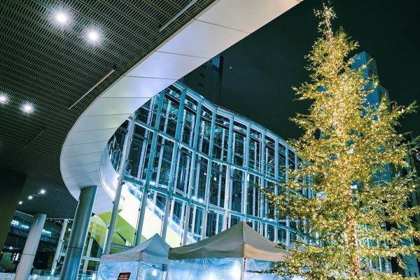 「渋谷ストリーム」でクリスマスマーケット、様々なクリスマスグルメを提供