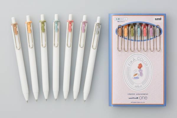 くすみ系カラーの新色ボールペン「ユニボール ワン」“ネモフィラやカプチーノ着想”の全7色