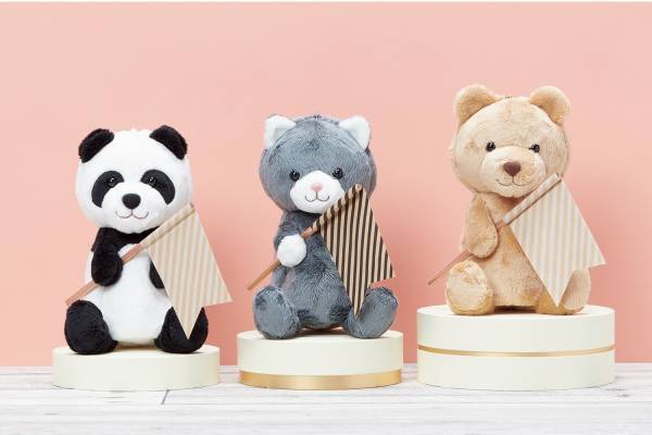 進化型ぬいぐるみペンケース「ヌイミー」"マグネット入り”手を繋げるカワウソ＆自立する犬など