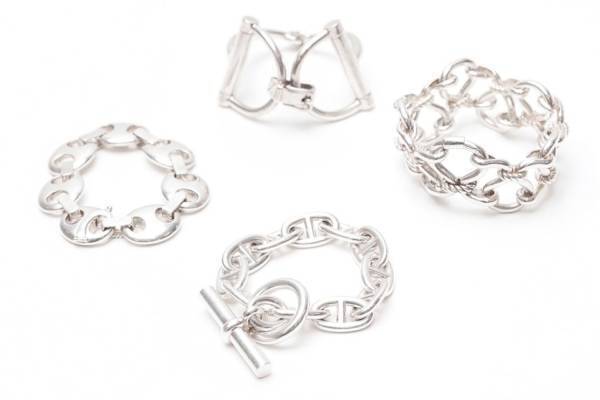 エルメス＆ティファニーのヴィンテージジュエリーが東京・大阪に集結、希少なアーカイブピースも