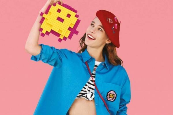 マックス アンド コー×「たまごっち」コラボウェア、ピクセルモチーフを刺繍やビーズで表現
