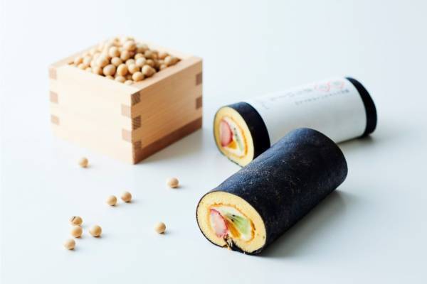 “まるで恵方巻き”ロールケーキ「恵方巻きロール」、横浜ロイヤルパークホテルで