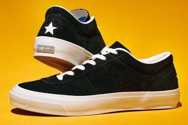 コンバースのテニスシューズ”ヒールスター”復刻、踵の1つ星×スエード 
