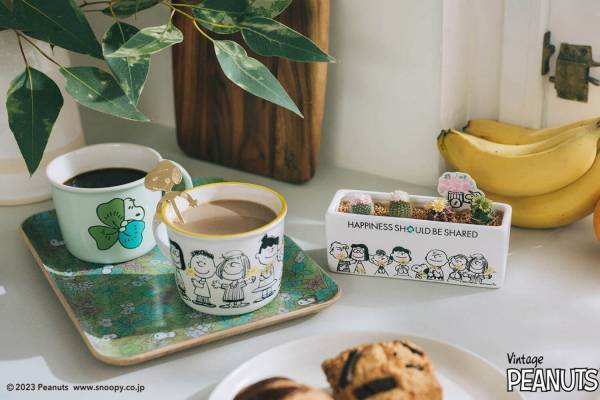 アフタヌーンティー×ピーナッツ、四つ葉のクローバーをモチーフにした新作コラボアイテム