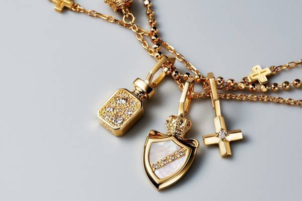 ジャスティン デイビス新ジュエリーコレクション、“K18＆ダイヤモンド”を用いたチャーム＆チェーン