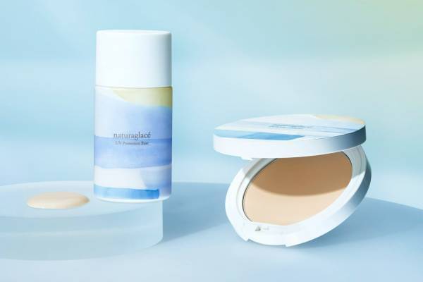 ナチュラグラッセ23年春コスメ、“3つの光”から肌を守る日焼け止め下地＆しっとり密着UVパウダー
