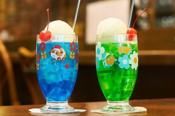 「純喫茶ぷいぷいモルカー」東京・大阪・福岡で、グッズ＆デザートや“乗れる”PUI PUI モルカー