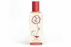 エルメスの香水「ローズ イケバナ」限定デザイン、“バラを見るウサギ”描いたボトルやレザーケース