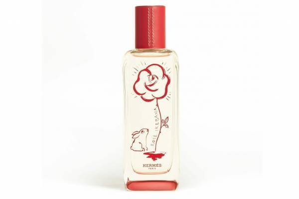エルメスの香水「ローズ イケバナ」限定デザイン、“バラを見るウサギ”描いたボトルやレザーケース