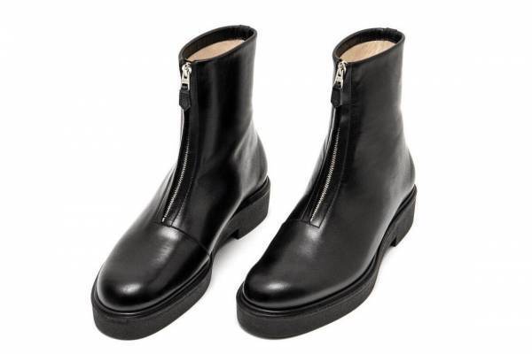 ビューティフル・シューズ新作、”ベルト”付きショートブーツ&ジップアップブーツ