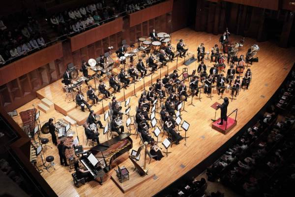 「エヴァンゲリオン」の吹奏楽版コンサートが東京・兵庫で、ゲストに高橋洋子＆エリック・ミヤシロ