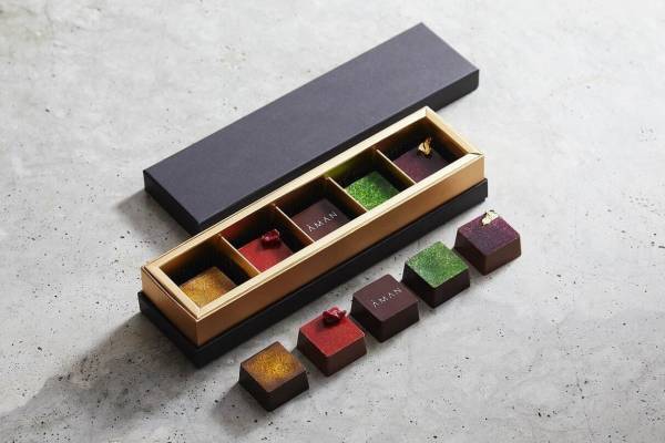 アマン東京“お茶×フルーツ”テーマの23年バレンタイン、カモミールと苺のショコラなど