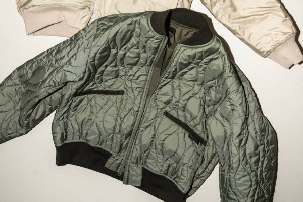 ラベンハム × レイ ビームスの初別注、キルティング仕様のボンバージャケット