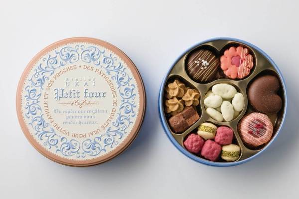 アトリエうかい23年バレンタインチョコ、クッキー×フルーツ×カカオを楽しむパステルカラー缶