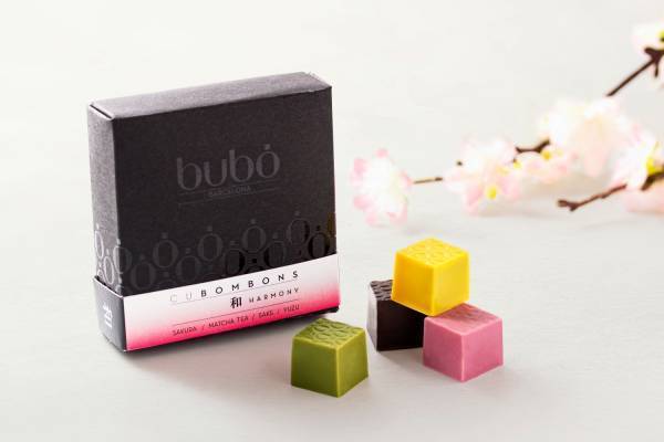 ブボ・バルセロナのホワイトデー限定キューブ型チョコ、“桜＆日本酒”などの和素材を使用