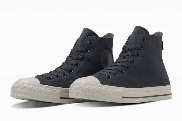 ナナミカ×コンバース「オールスター アール」スニーカー、ゴアテックス搭載＆濃紺キャンバスアッパー