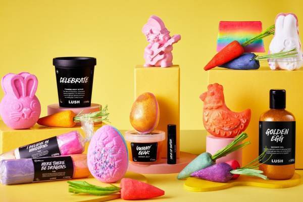 ラッシュ23年イースター限定バスアイテム、“白うさぎ”バスボム＆虹色にんじんバブルバーなど