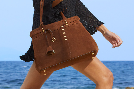 セリーヌ新作トートバッグ「コンティ」パドロック＆レザーベルト、スエードのモデルも