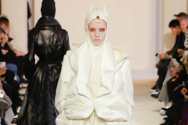 アンダーカバー 2023年秋冬ウィメンズコレクション - 音楽へのリスペクトと前向きなメッセージ