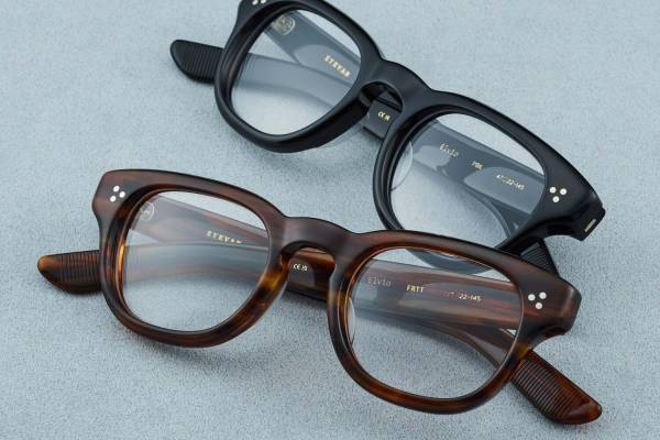 アイヴァン 東京ギャラリー限定アイウェア、40年代ヴィンテージ着想の肉厚フロント
