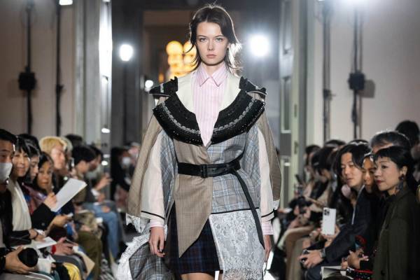 クイーン アンド ジャック 2023-24年秋冬コレクション、どこか“エッジィな”ユニフォーム