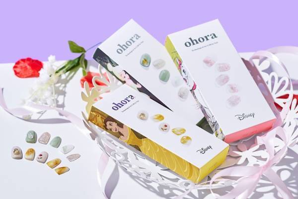 ディスニーストア限定ネイルシール - 『美女と野獣』『ラプンツェル』のプリンセスが主役に