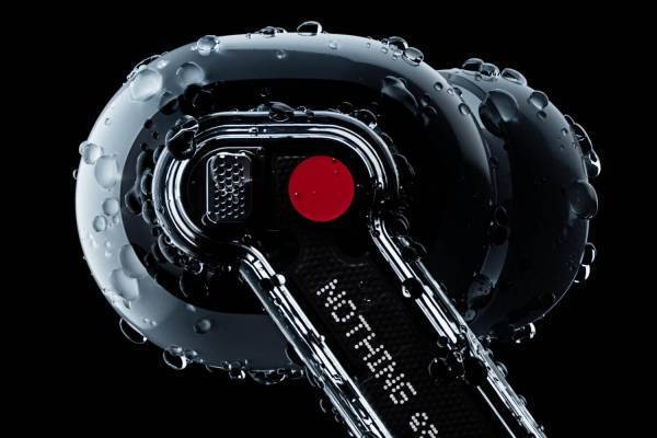 「ナッシング イヤー(2)」気鋭のスケルトンイヤフォンに新型、独自のノイキャン機能を搭載