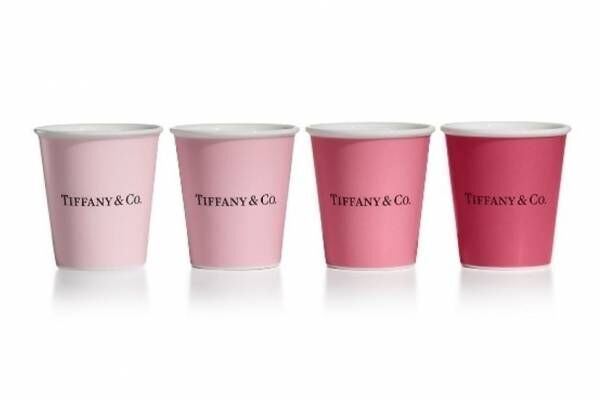 ティファニー新作コーヒー カップ＆エスプレッソ カップ、“紙コップ風”デザインのピンクカラーで