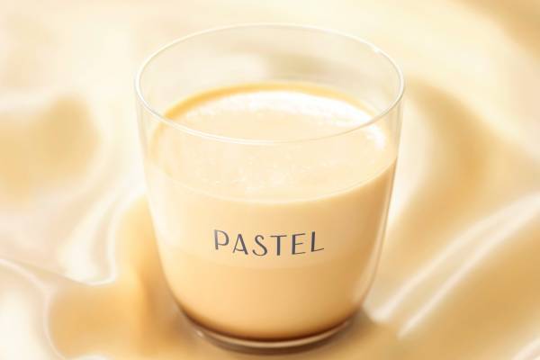 「なめらかプリン」のパステル旗艦店が表参道に、2層仕立ての“進化系”なめらかプリン新発売