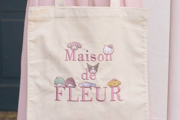 メゾン ド フルール×サンリオキャラクターのコラボトートバッグ再び！シナモロールやクロミがかくれんぼ