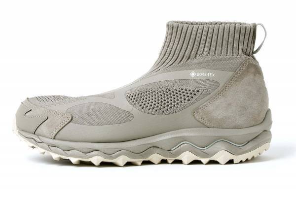 ミズノがノンネイティブとコラボ、伸縮素材×ゴアテックス搭載の高性能ミッドカットスニーカー